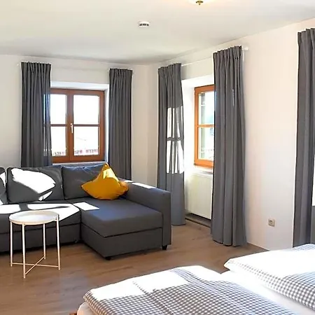 Alps Hostel *